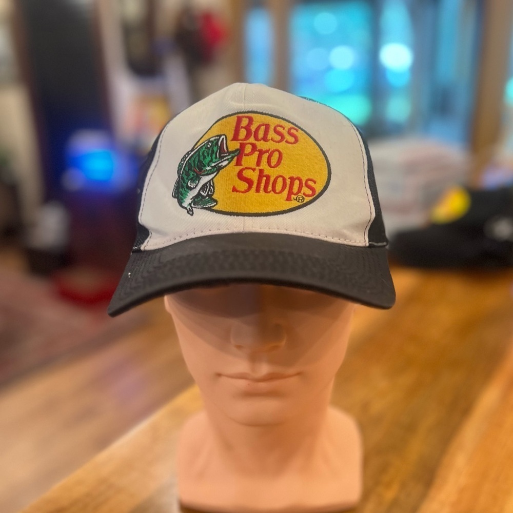 VINTAGE Bass Pro Shops SnapBack